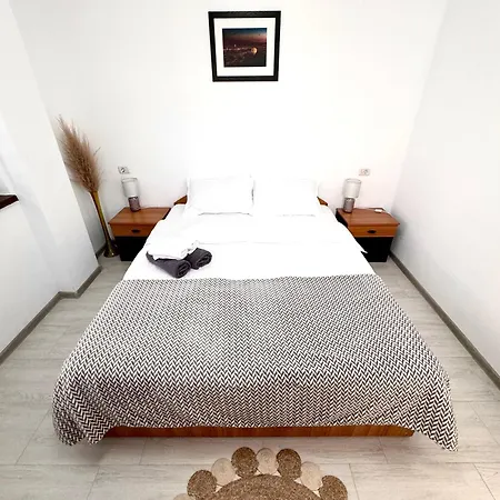 Cristal Capsunilor Nr 2 Apartment