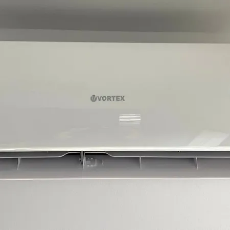 Cristal Capsunilor Nr 2 * Craiova