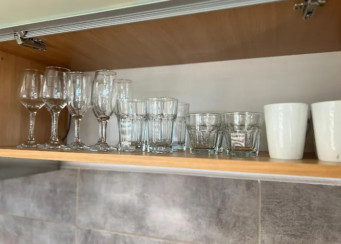 Apartment Cristal Capsunilor Nr 2 *