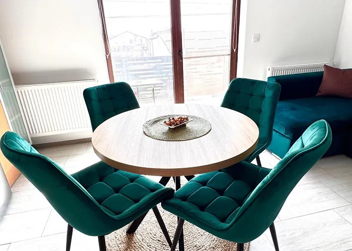 Apartment Cristal Capsunilor Nr 2 *